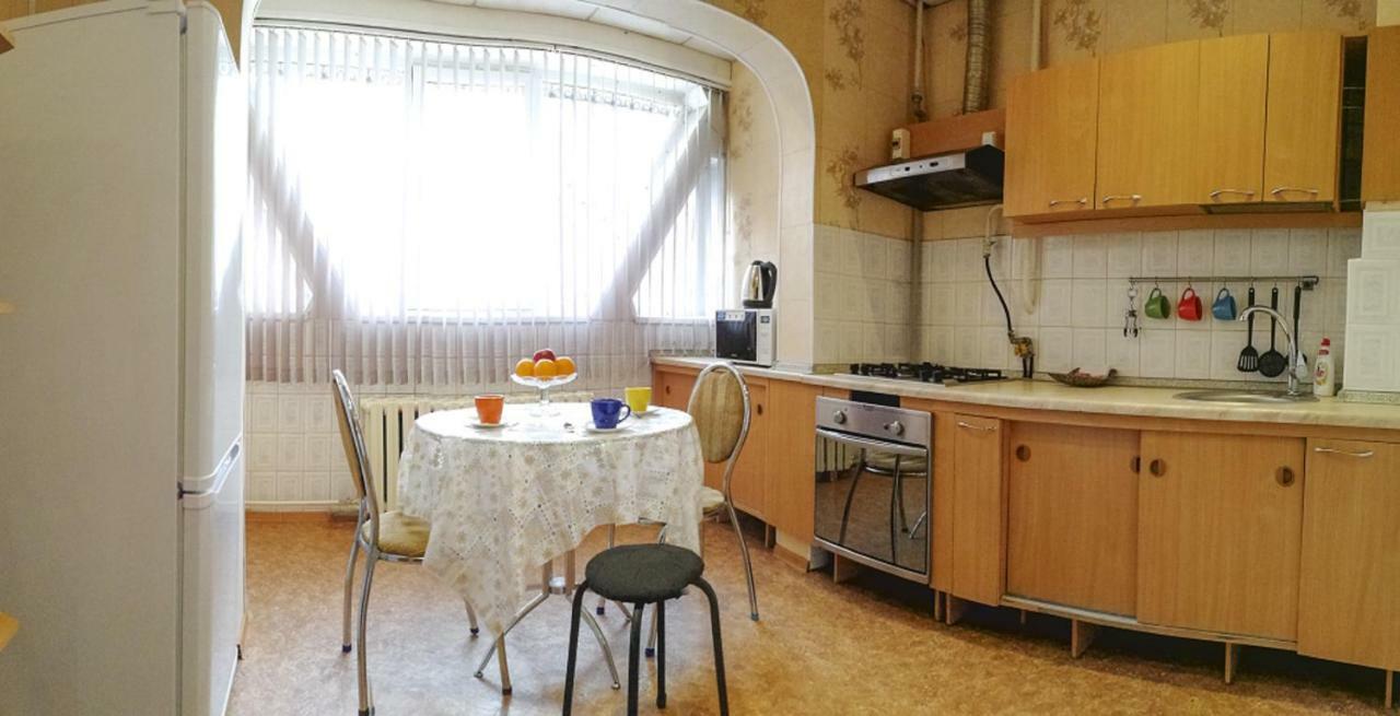 Апартаменты на улице Розыбакиева, 275-2 Алмати Екстер'єр фото